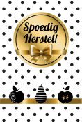 Gouden cirkel en strik met tekst "Spoedig Herstel!" op gestippelde achtergrond, appel en peer silhouetten onderaan.