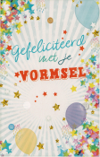 Gefeliciteerd met je vormsel. Veelkleurige sterren en ballonnen op feestelijke achtergrond.