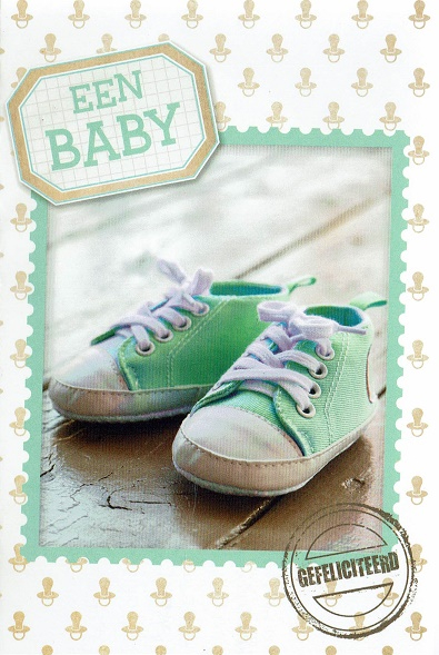 Geboortekaart met baby schoentjes.