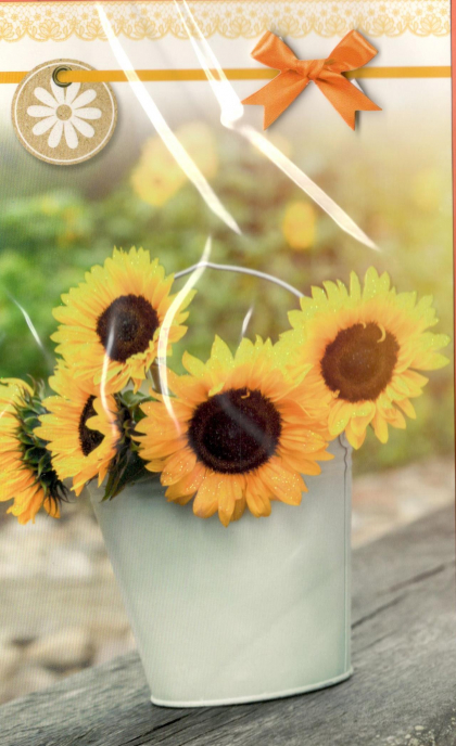 Blanco kaartje met zonnebloemen